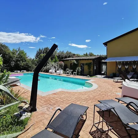 Artvillaarmonia Sarzana, Piscina Esclusiva ヴィラ サルツァーナ