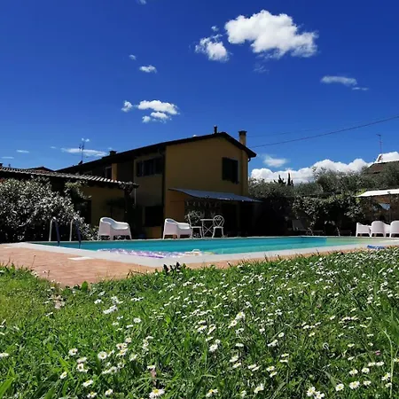 Artvillaarmonia Sarzana, Piscina Esclusiva ヴィラ サルツァーナ