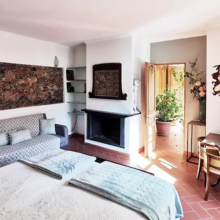Artvillaarmonia Sarzana, Piscina Esclusiva ヴィラ サルツァーナ