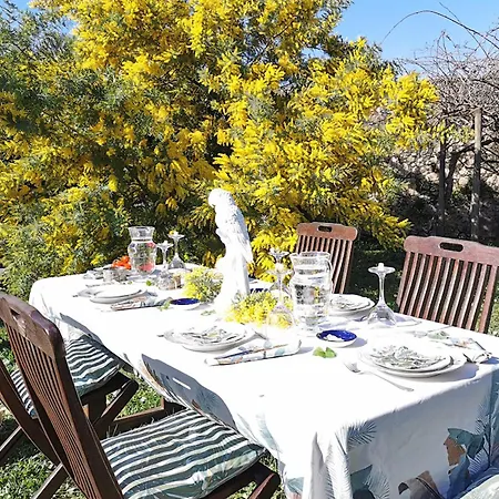 Vila Artvillaarmonia Sarzana, Piscina Esclusiva Sarzana