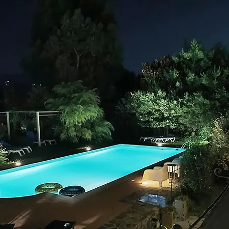 Artvillaarmonia Sarzana, Piscina Esclusiva ヴィラ サルツァーナ
