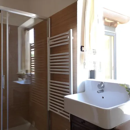 Artvillaarmonia Sarzana, Piscina Esclusiva サルツァーナ