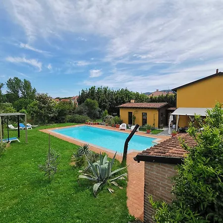 Artvillaarmonia Sarzana, Piscina Esclusiva