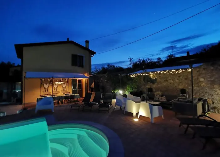 Artvillaarmonia Sarzana, Piscina Esclusiva