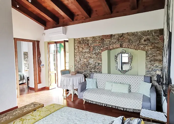 Artvillaarmonia Sarzana, Piscina Esclusiva Сарцана