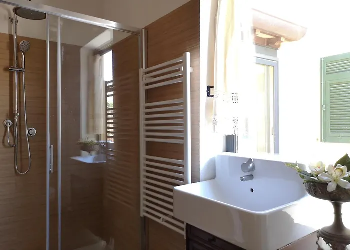 Artvillaarmonia Sarzana, Piscina Esclusiva Сарцана