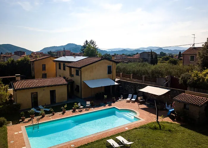 Artvillaarmonia Sarzana, Piscina Esclusiva