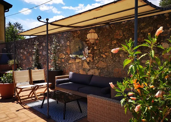 Artvillaarmonia Sarzana, Piscina Esclusiva Сарцана